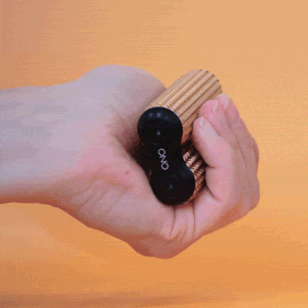 eam_Dune Acupressure_all | Open hand rolling Dune ONO Roller Acupressure 